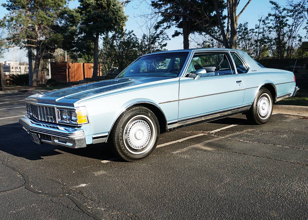 Chevrolet-Caprice-classic-1979-2