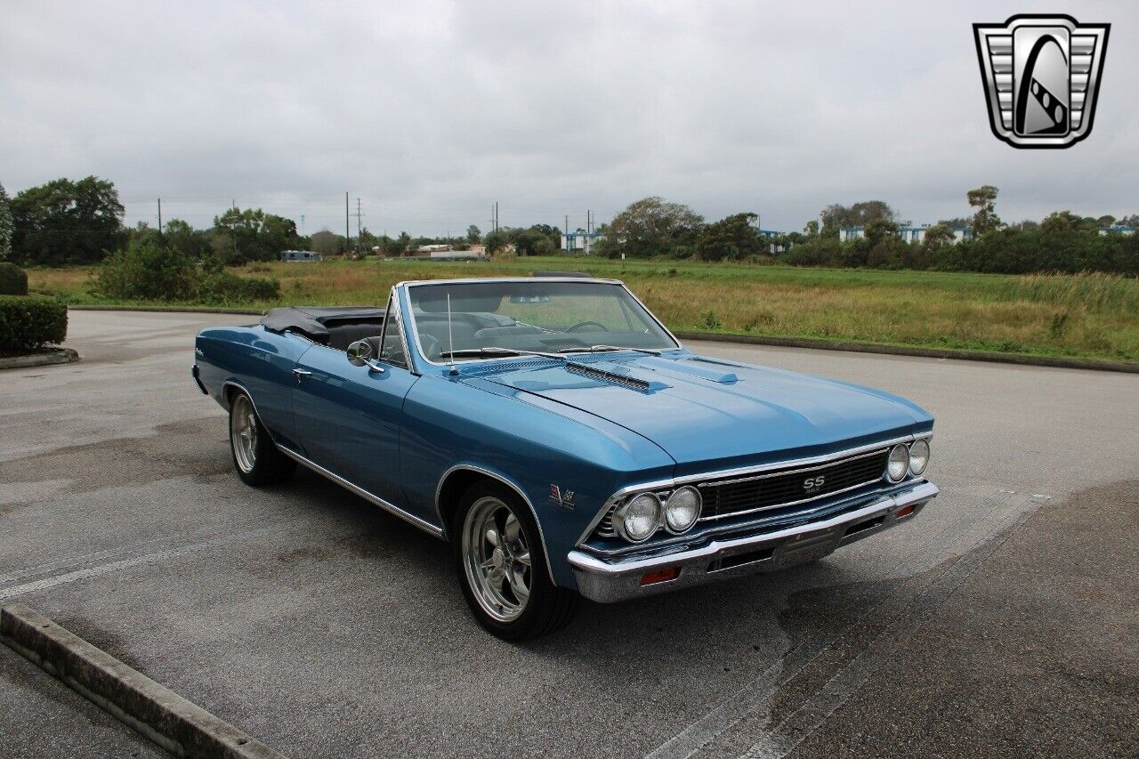 Chevrolet-Chevelle-1966-11