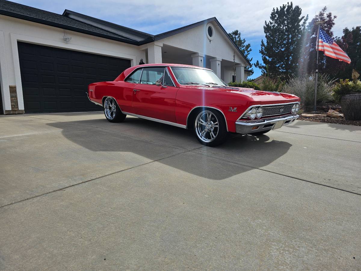 Chevrolet-Chevelle-1966-15