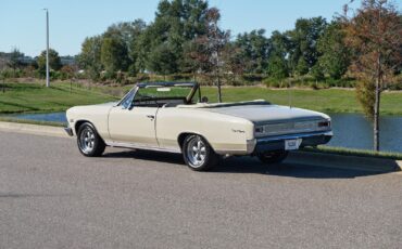 Chevrolet-Chevelle-1966-3