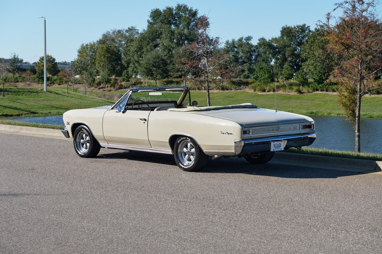 Chevrolet-Chevelle-1966-3