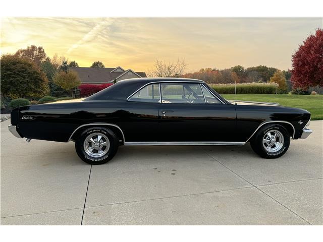 Chevrolet-Chevelle-1966-39