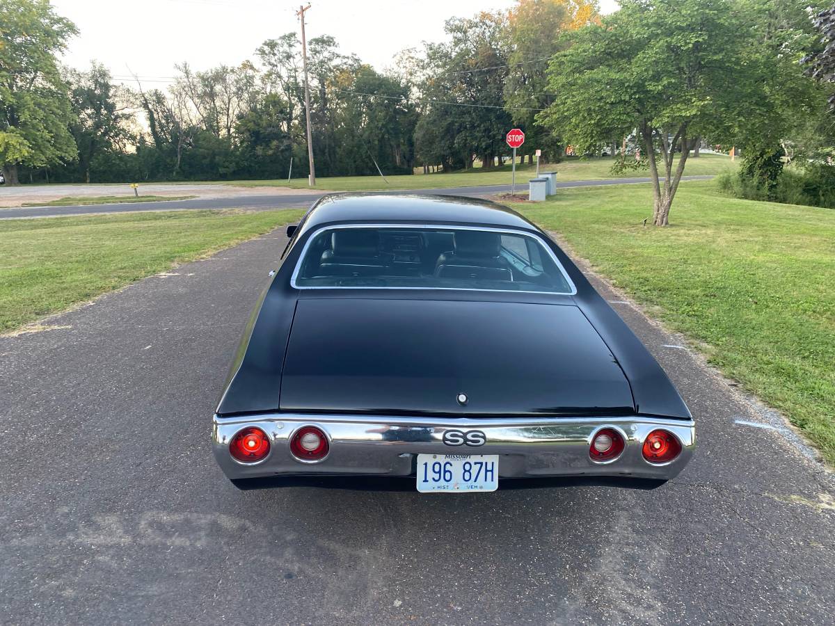 Chevrolet-Chevelle-1972-2