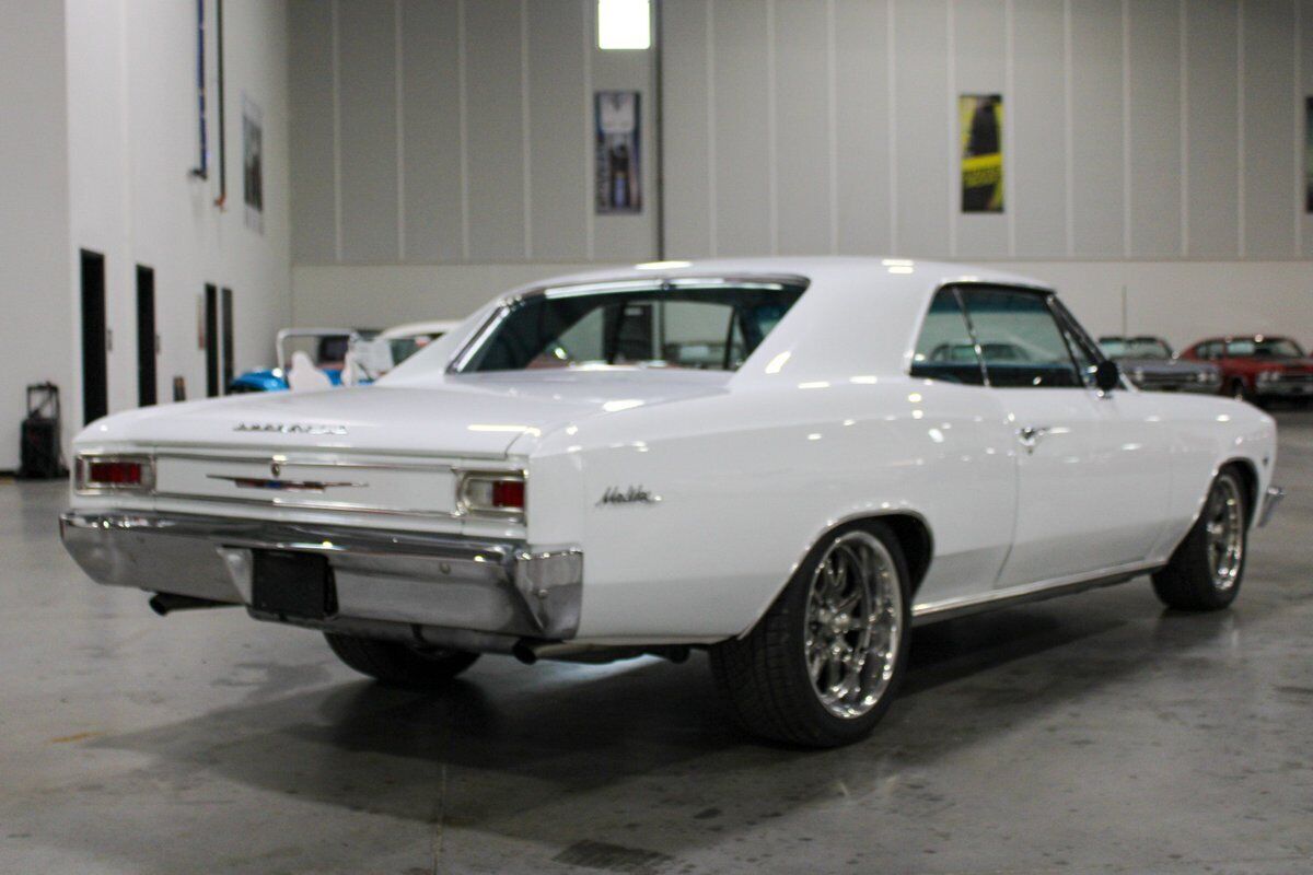 Chevrolet-Chevelle-Coupe-1966-4