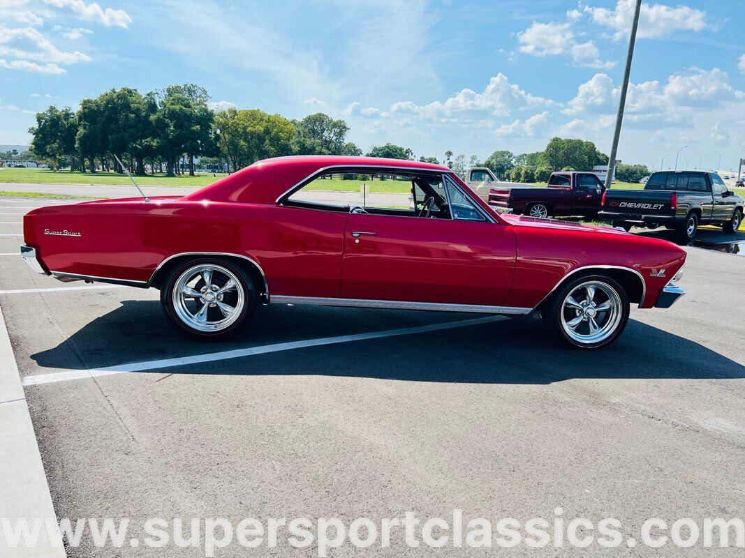 Chevrolet-Chevelle-Coupe-1966-6