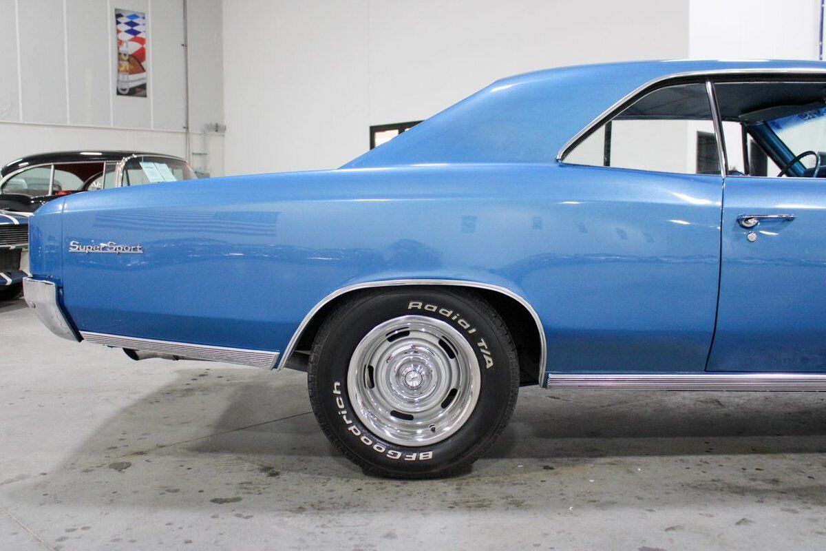 Chevrolet-Chevelle-Coupe-1966-7