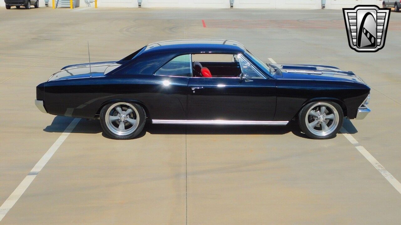 Chevrolet-Chevelle-Coupe-1966-8