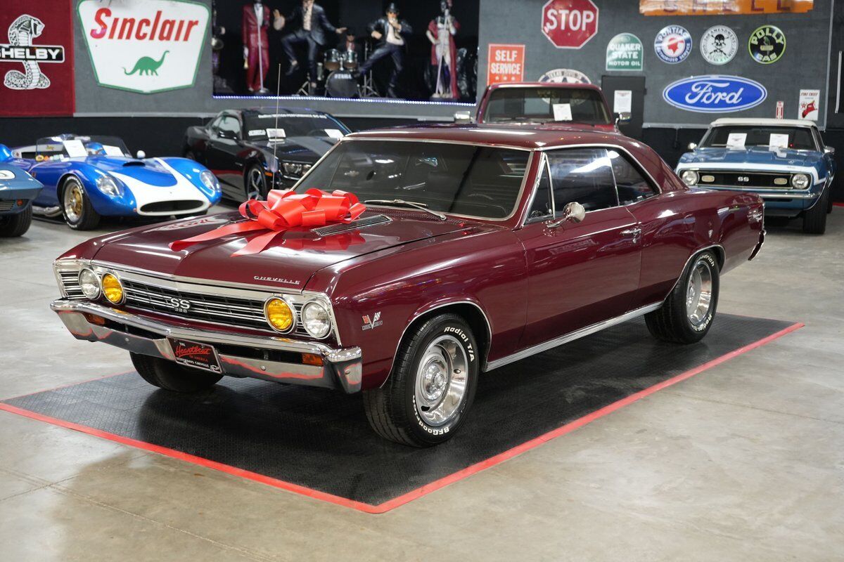 Chevrolet-Chevelle-Coupe-1967-1