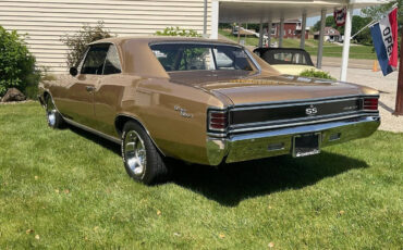 Chevrolet-Chevelle-Coupe-1967-10