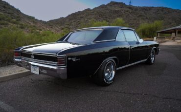 Chevrolet-Chevelle-Coupe-1967-2