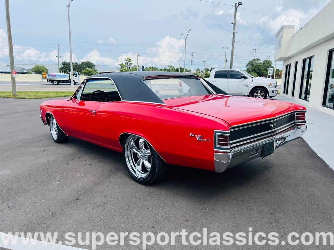 Chevrolet-Chevelle-Coupe-1967-2