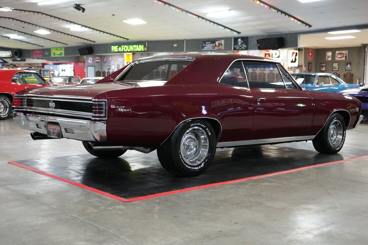 Chevrolet-Chevelle-Coupe-1967-25