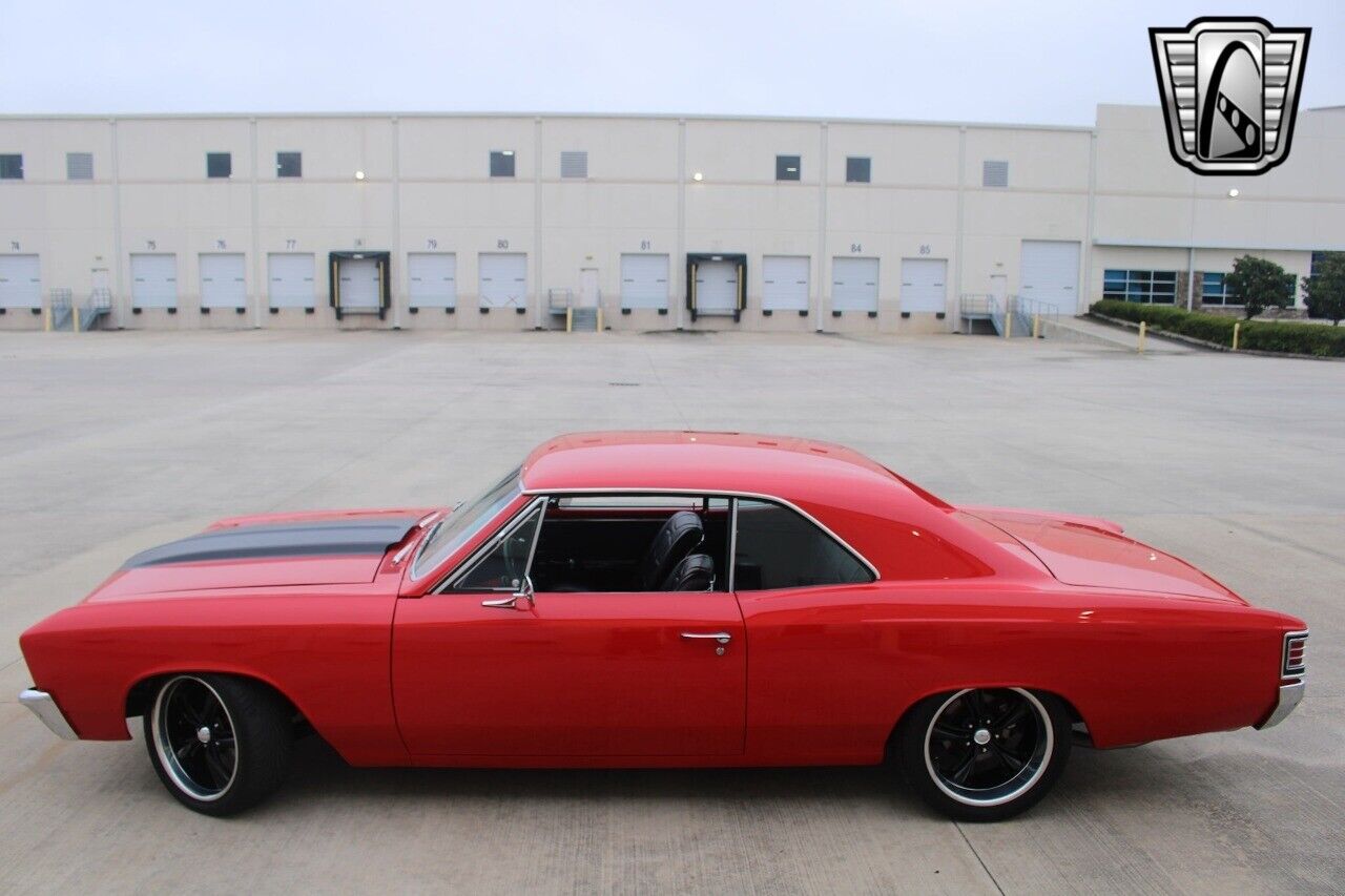 Chevrolet-Chevelle-Coupe-1967-3