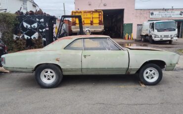 Chevrolet-Chevelle-Coupe-1967-3