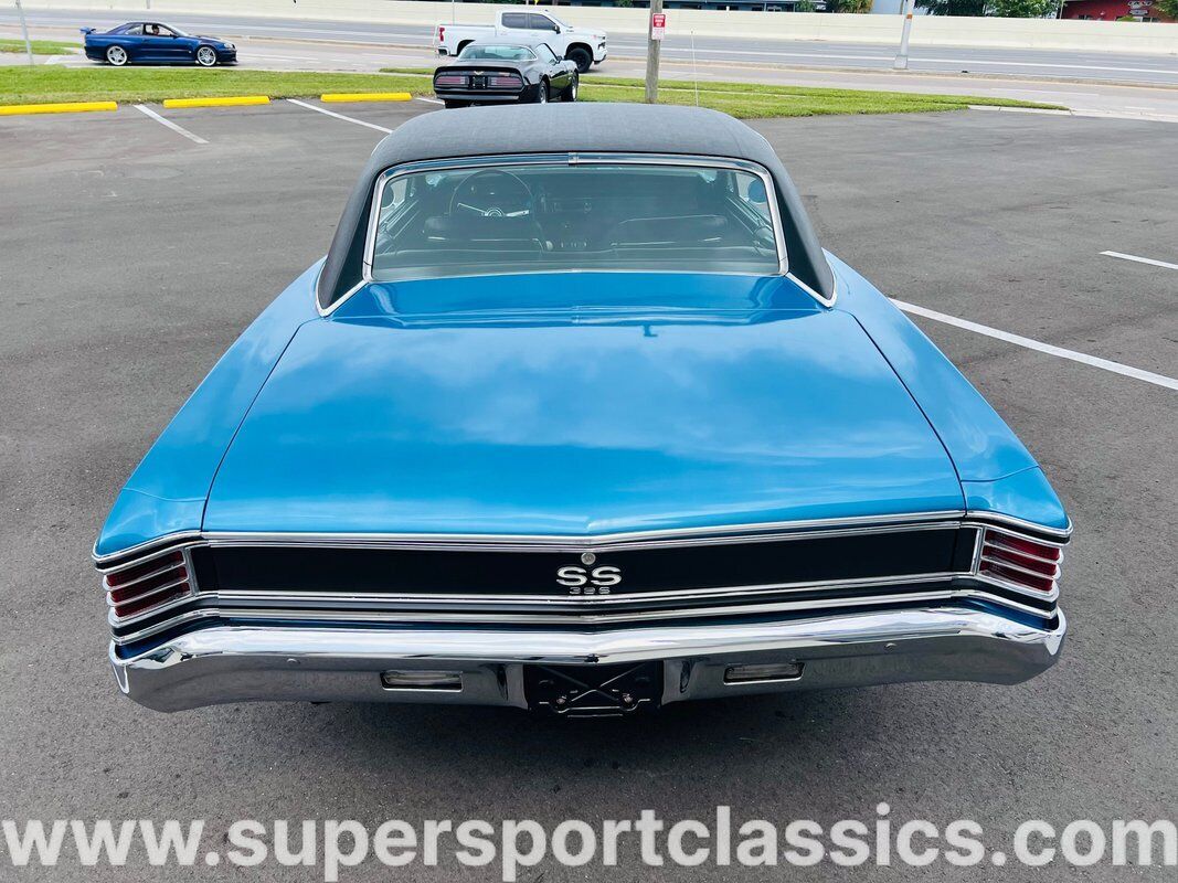 Chevrolet-Chevelle-Coupe-1967-4