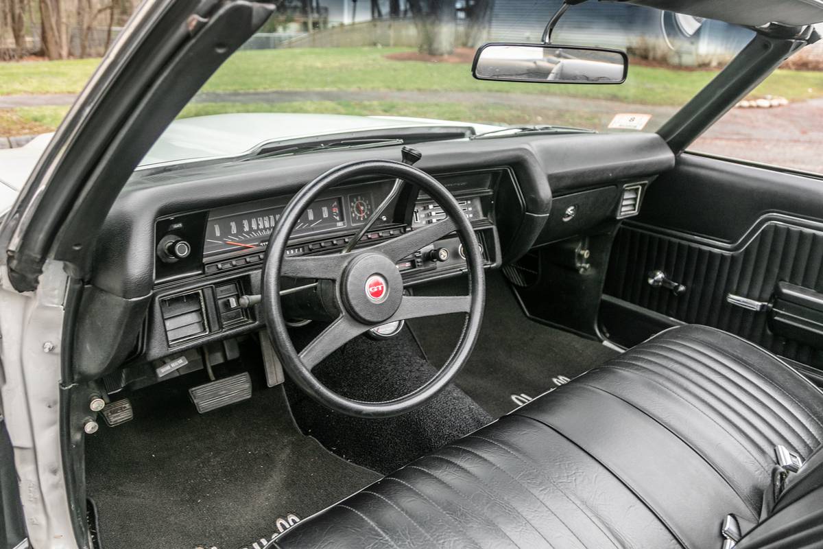 Chevrolet-Chevelle-malibu-1972-4