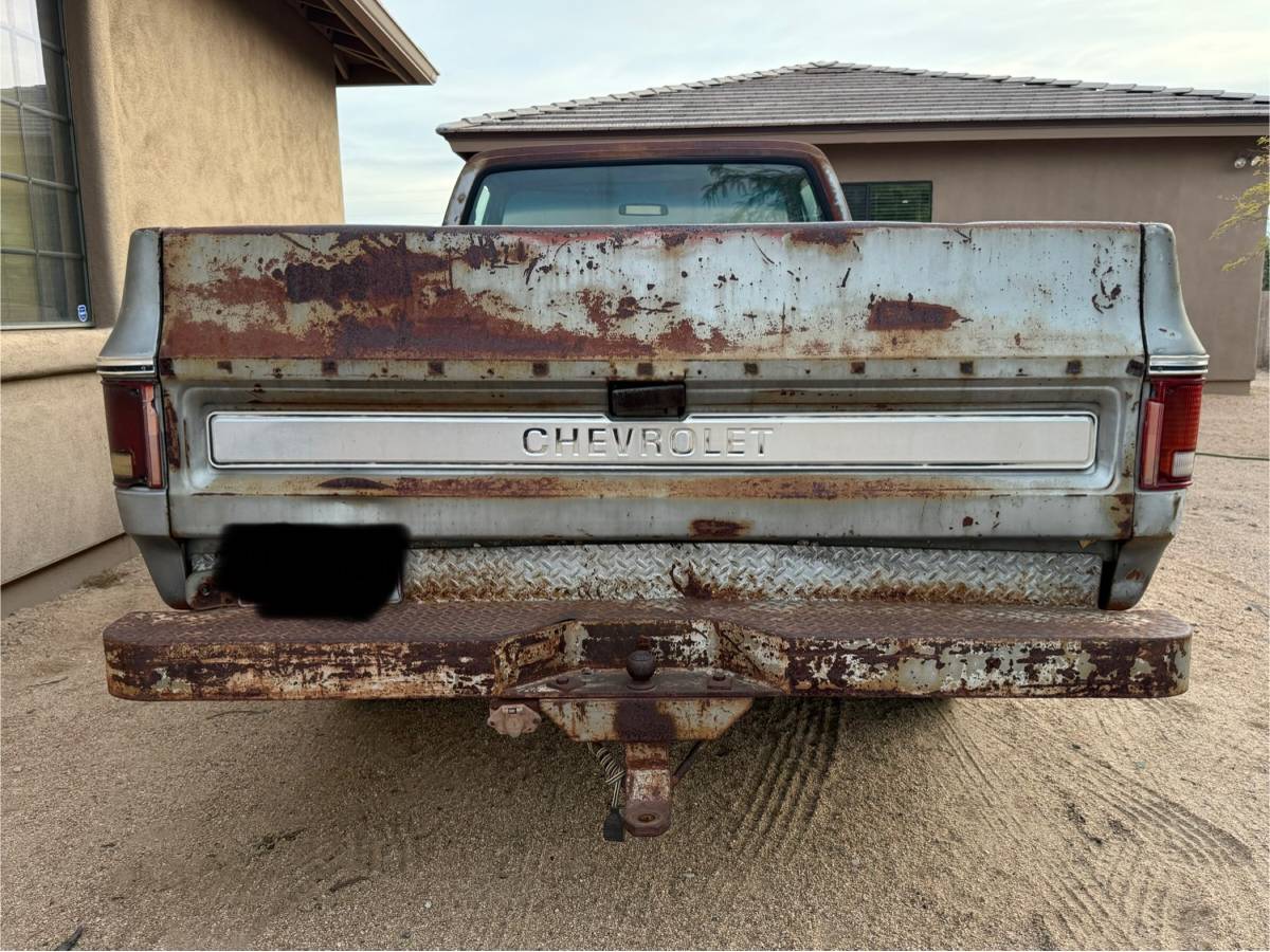 Chevrolet-Cheyenne-1976-2