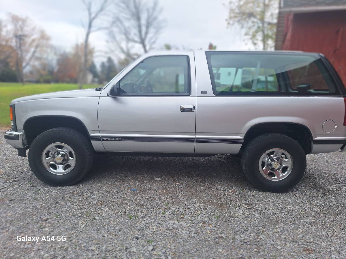 Chevrolet-Cheyenne-1994-3