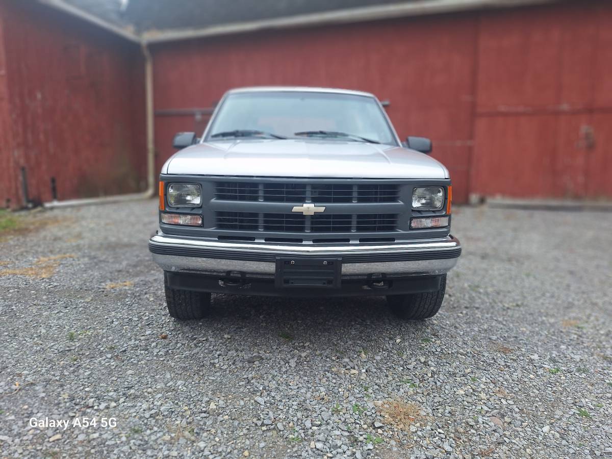 Chevrolet-Cheyenne-1994-4