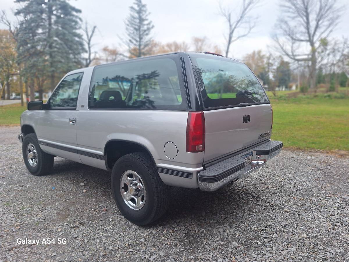 Chevrolet-Cheyenne-1994-5