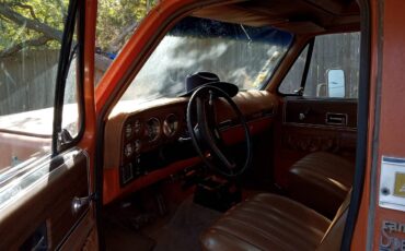 Chevrolet-Cheyenne-2500-1973-2