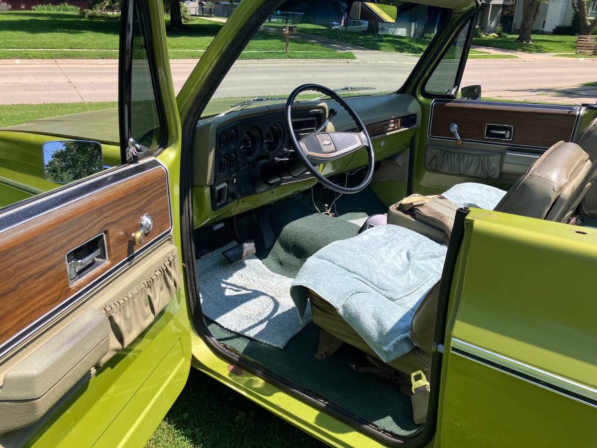 Chevrolet-Cheyenne-blazer-1973-7