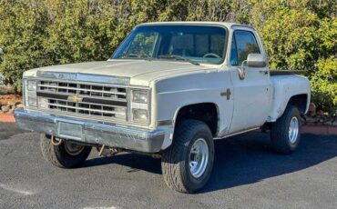 Chevrolet-Ck-10-series-k10-silverado-1985