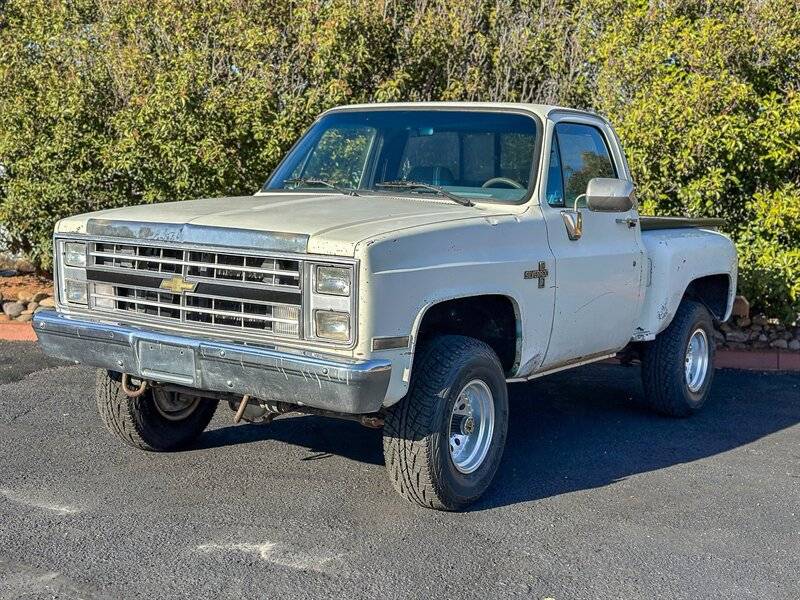 Chevrolet-Ck-10-series-k10-silverado-1985