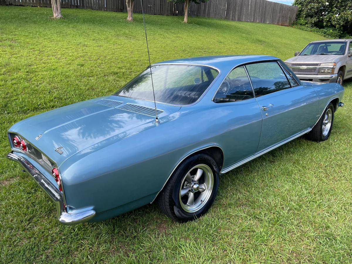 Chevrolet-Corvair-110-1966-4