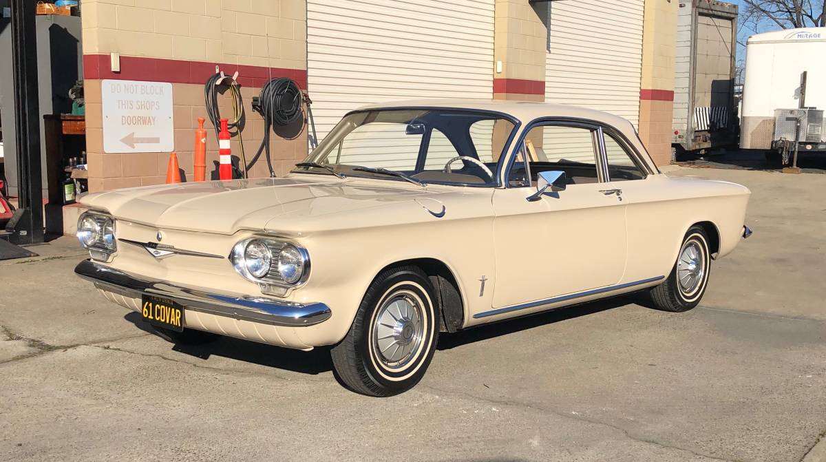 Chevrolet-Corvair-1961-10