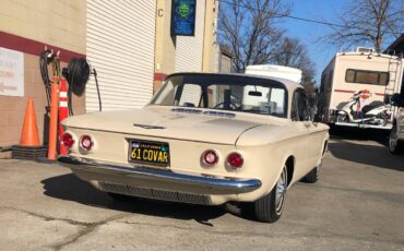 Chevrolet-Corvair-1961