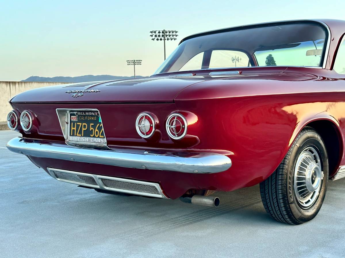 Chevrolet-Corvair-1963-9