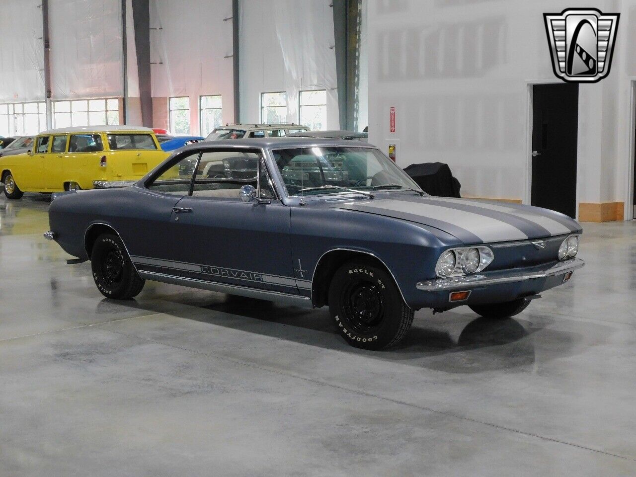 Chevrolet-Corvair-Coupe-1966-5