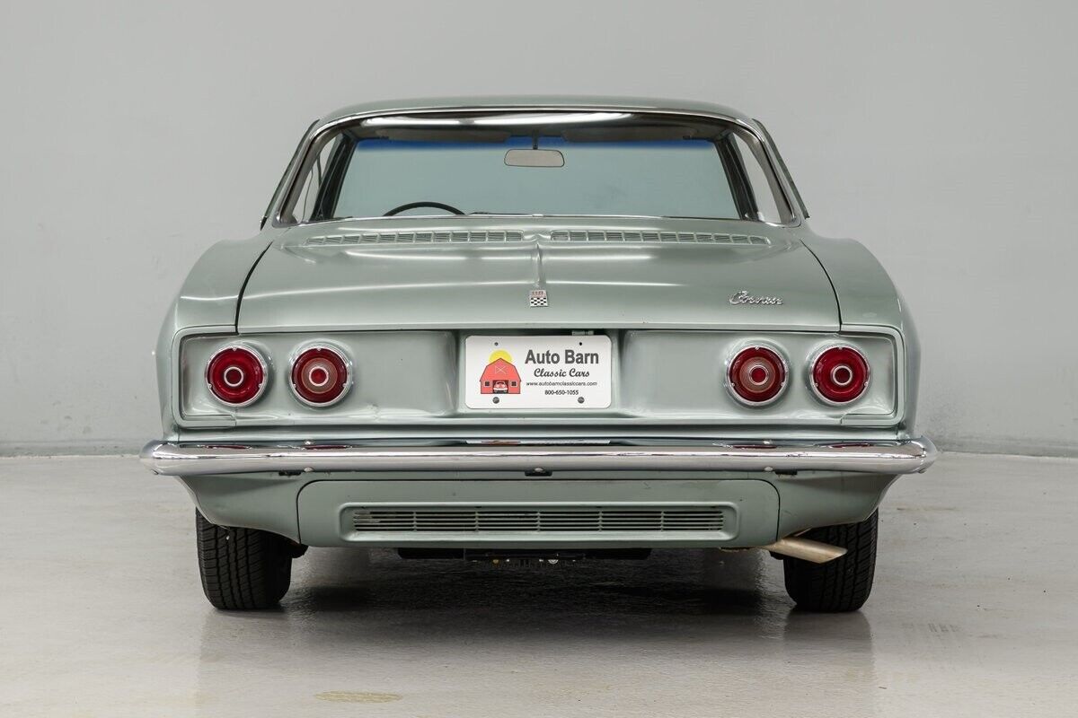 Chevrolet-Corvair-Coupe-1966-5