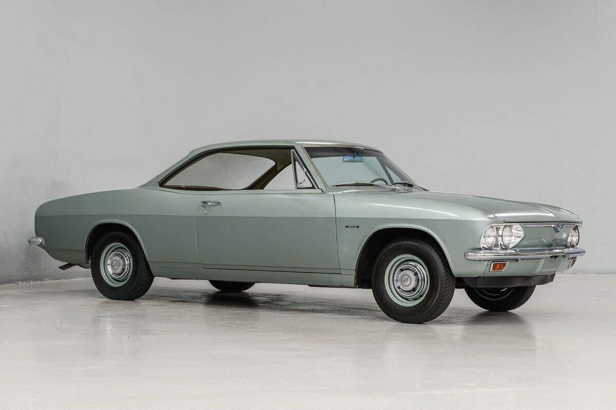 Chevrolet-Corvair-Coupe-1966-8