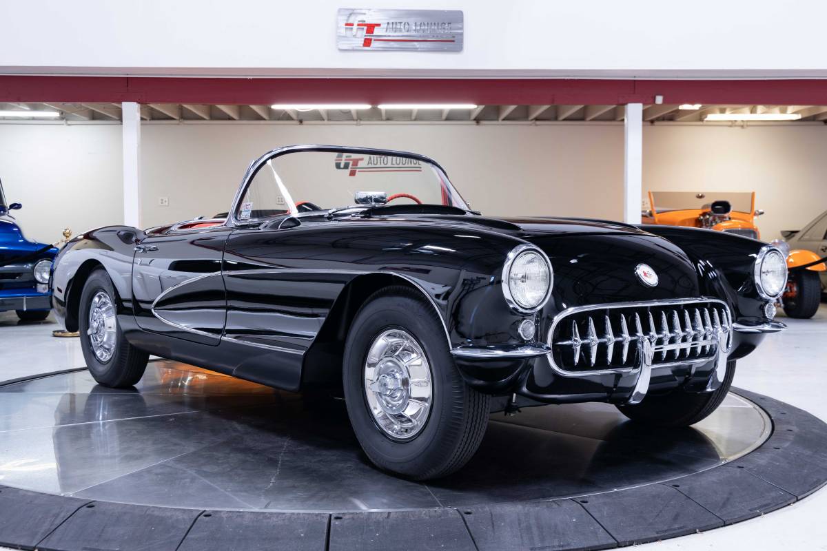 Chevrolet-Corvette-1956-20