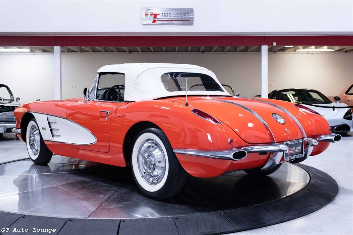 Chevrolet-Corvette-1958-10