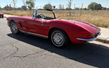 Chevrolet-Corvette-1962-11