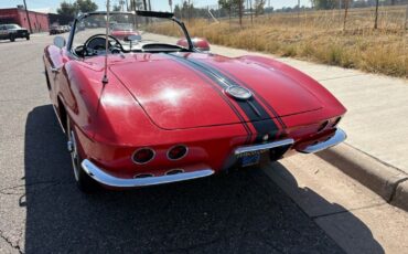 Chevrolet-Corvette-1962-13