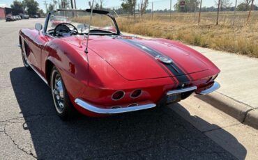 Chevrolet-Corvette-1962-17