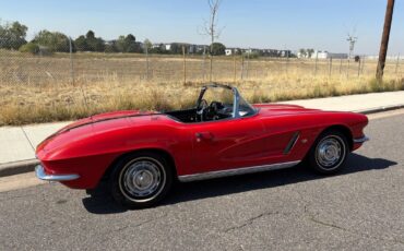 Chevrolet-Corvette-1962-19