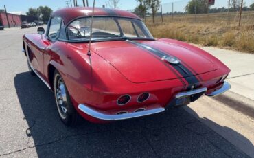 Chevrolet-Corvette-1962-37