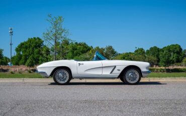 Chevrolet-Corvette-1962-5