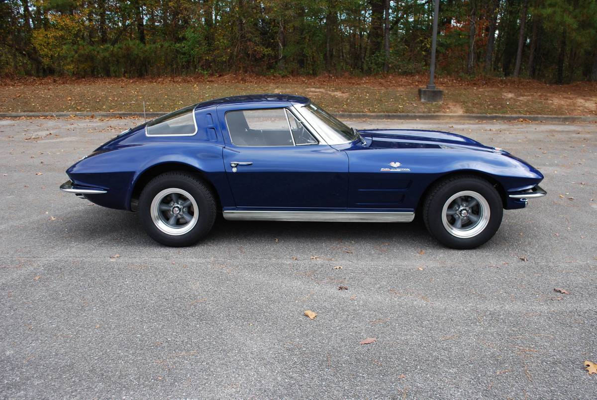 Chevrolet-Corvette-1963-4