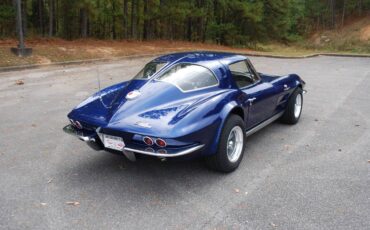 Chevrolet-Corvette-1963-5