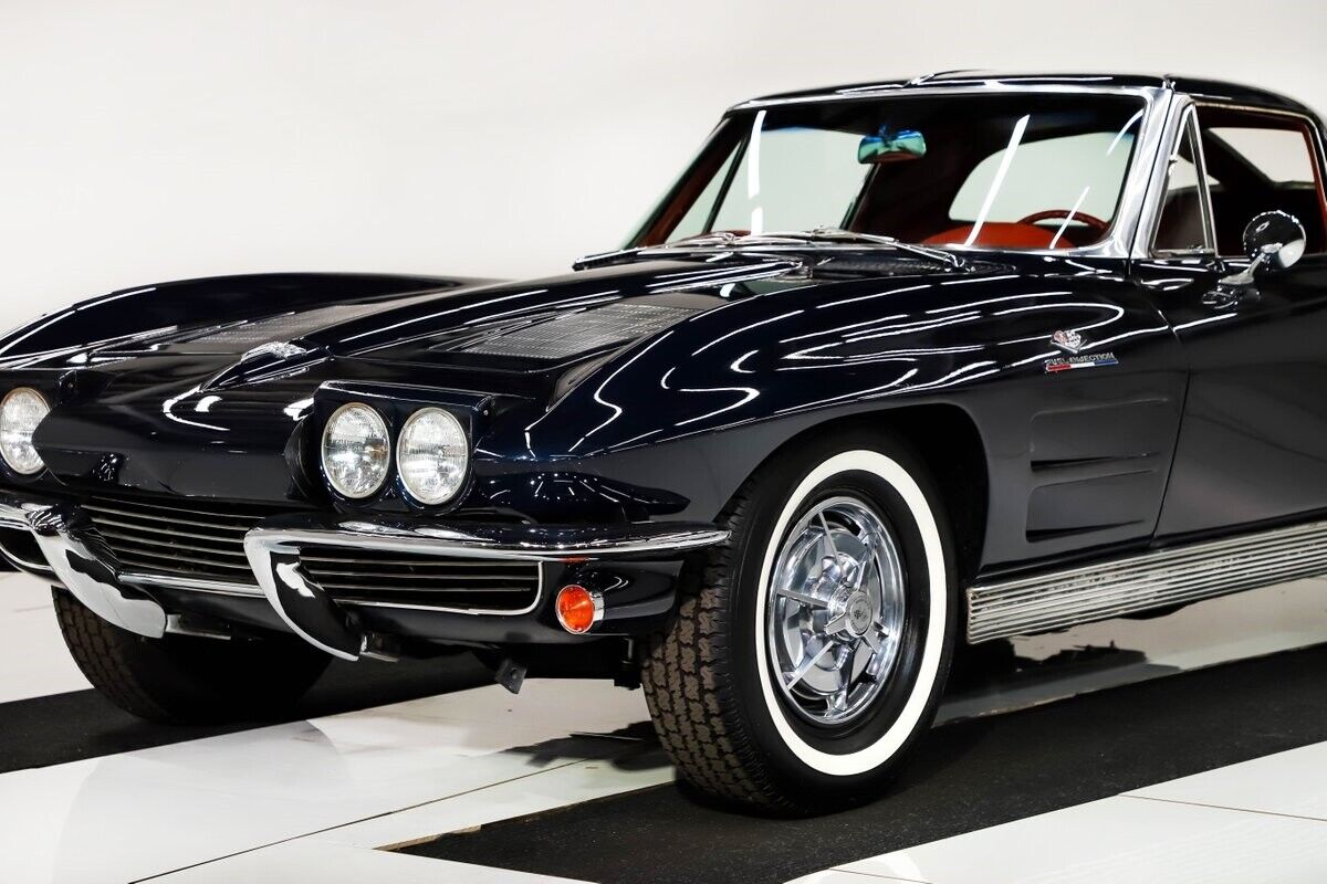 Chevrolet-Corvette-1963-9