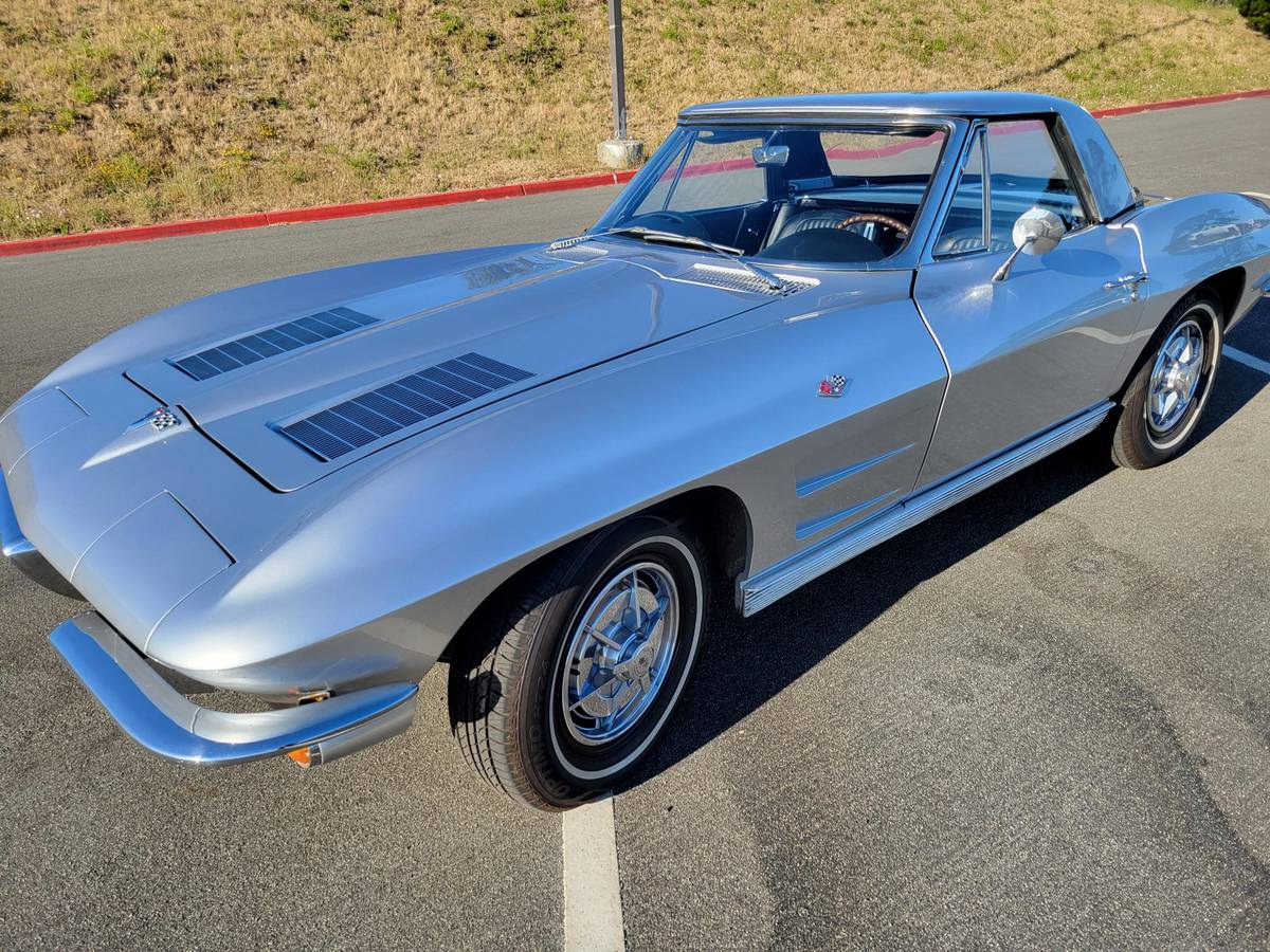 Chevrolet-Corvette-1963-9