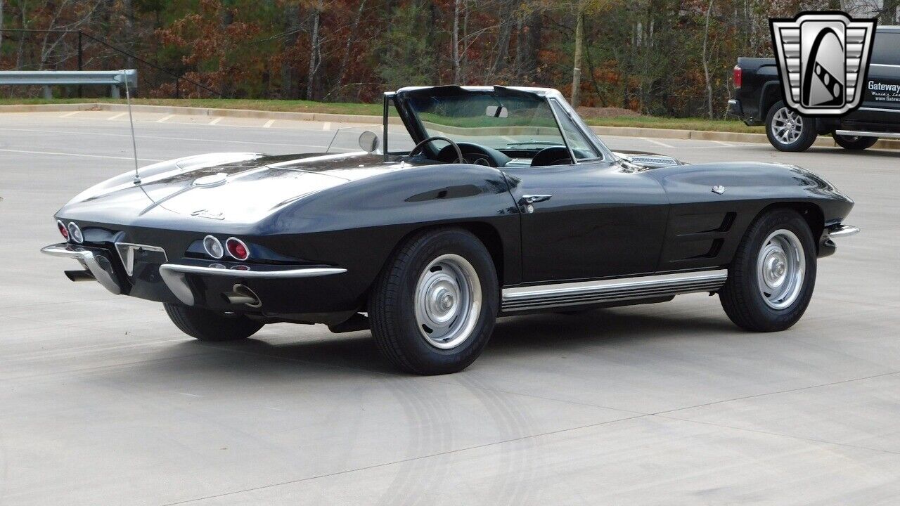 Chevrolet-Corvette-1964-11