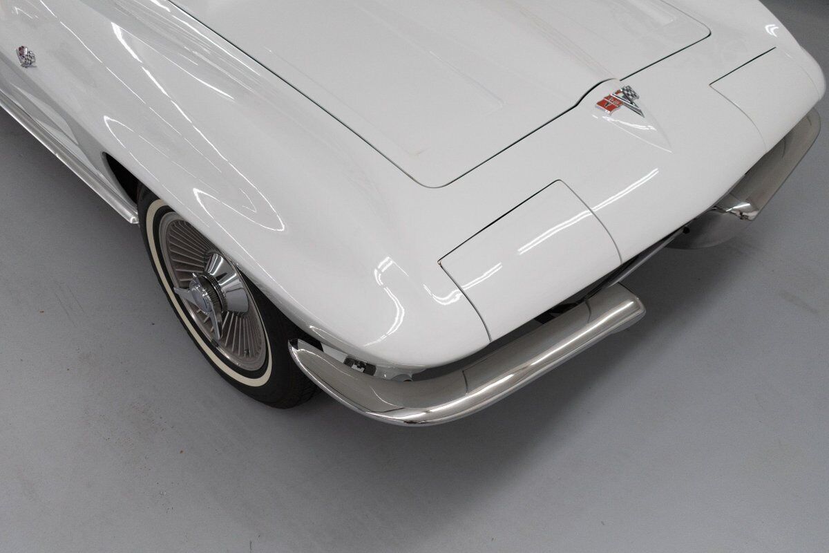 Chevrolet-Corvette-1964-19