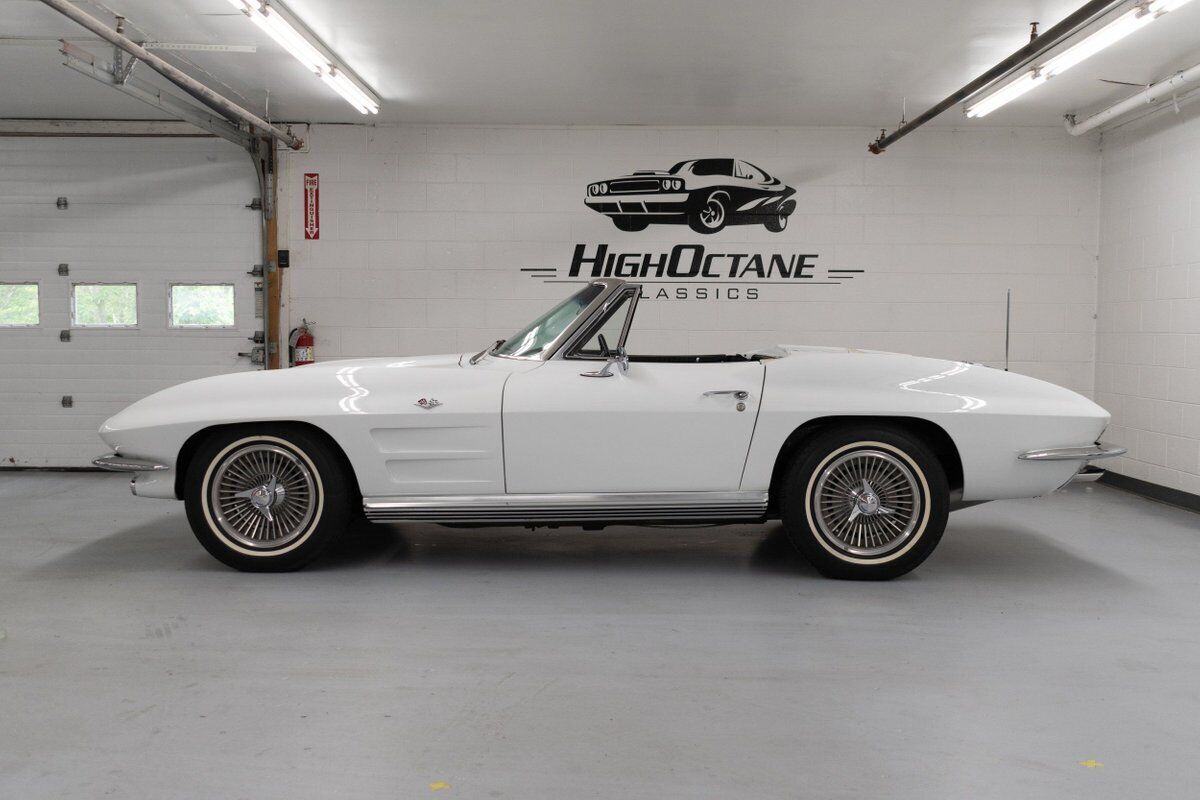 Chevrolet-Corvette-1964-31